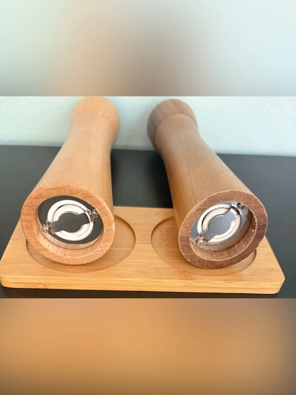 Wooden salt and pepper Grinder Set